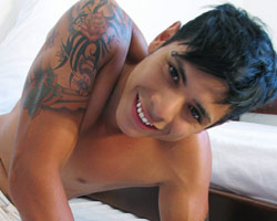 Uncut Cocks, Gay Latinos, Latino Guys, Hot Guys, Latin Boyz, Latino Boyz, Bi Men, Latin, Gay Latin Porn